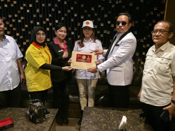 Pengukuhan Srikandi Napas Cendana, Perkuat Peran Perempuan dalam Gerakan Sosial"